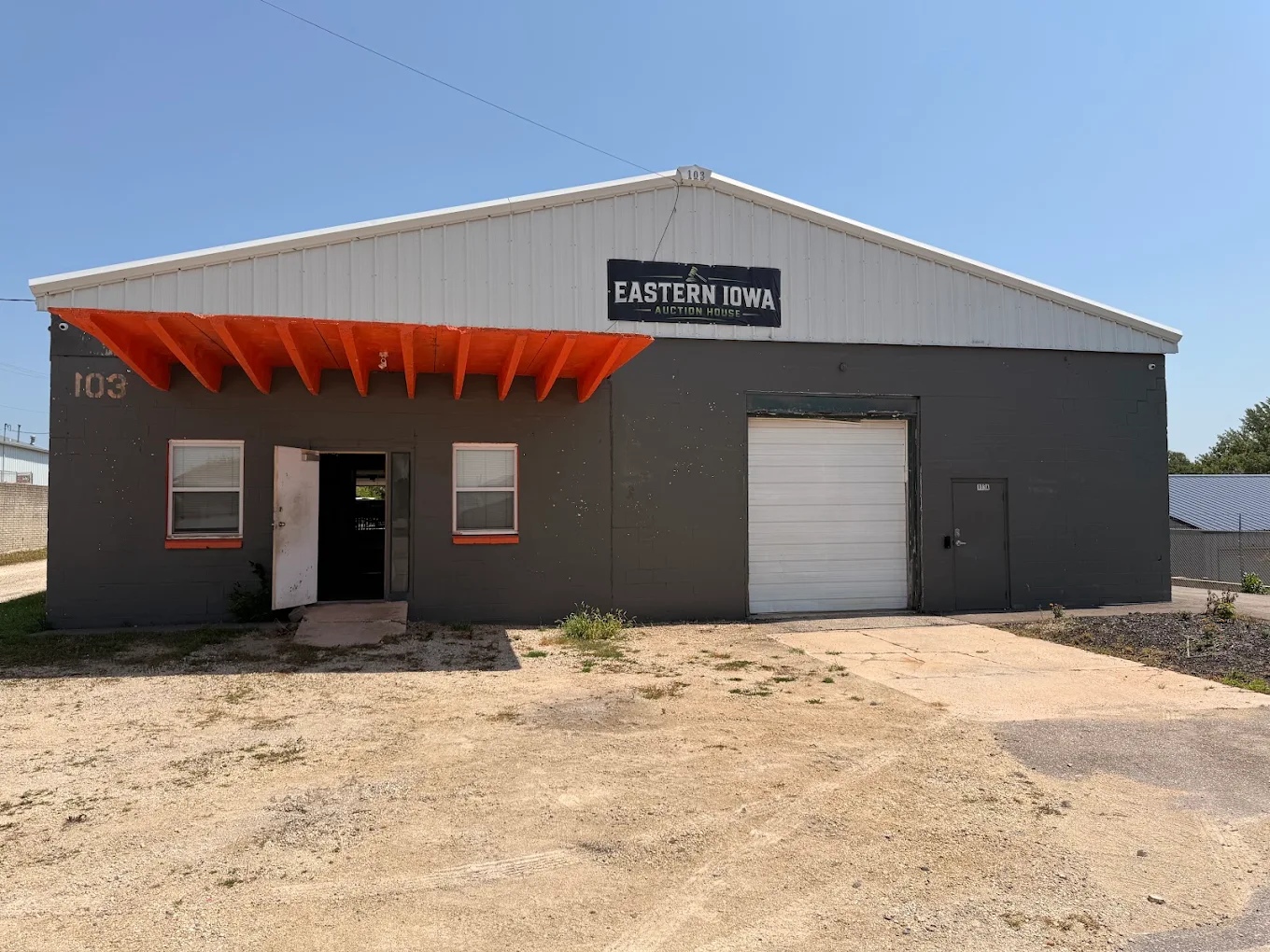 Eastern Iowa Auction House at 103 35th St, Marion Iowa